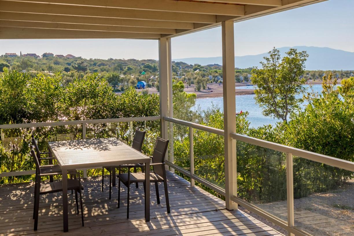Mobile Homes Camping Omisalj Ngoại thất bức ảnh