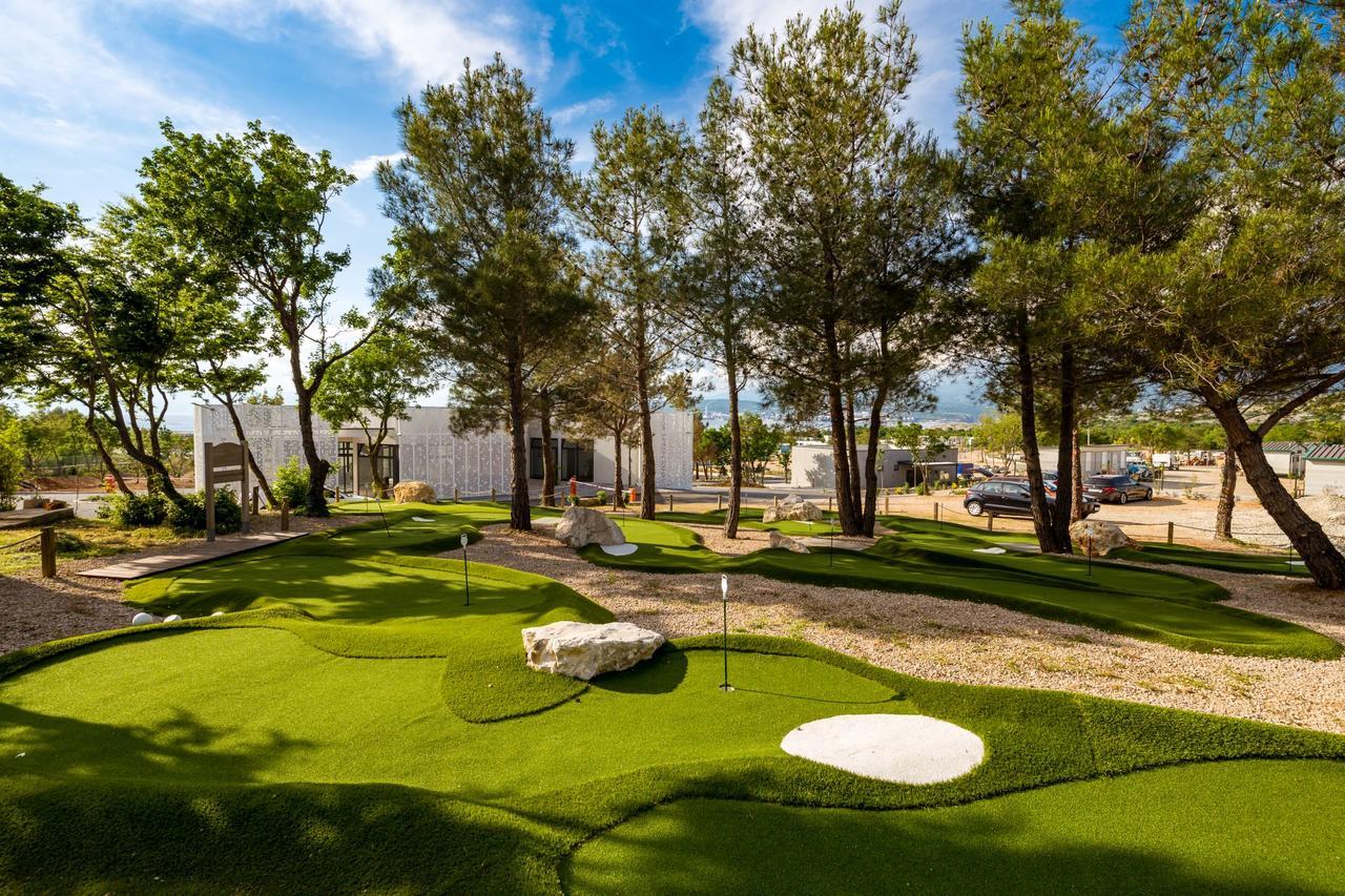 Mobile Homes Camping Omisalj Ngoại thất bức ảnh