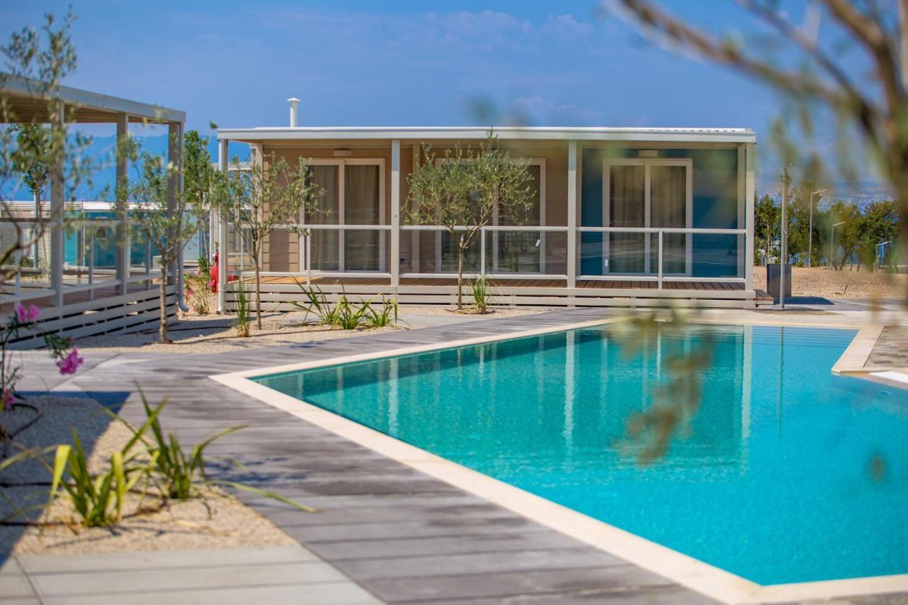 Mobile Homes Camping Omisalj Ngoại thất bức ảnh